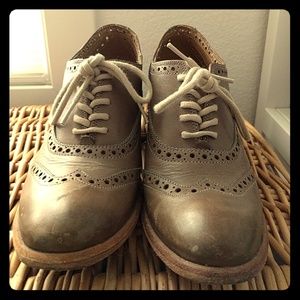 Frye Maggie Wingtips